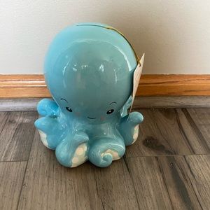 *NWT* Hapinest Kids Ceramic Octopus Piggy Bank